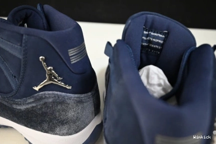  11 AR0715-441 Air “Midnight Navy” Jordan 1124